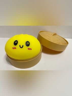 Rainbow Mystery Dumpling Squishy Bun Viral 3.5”Large NEW SEALED Crazy Fun-Yellow